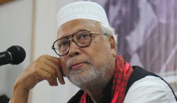 কেন এমন দ্বিচারিতা?
