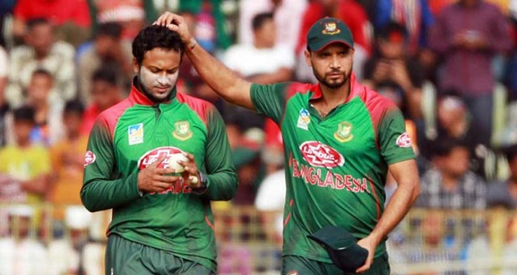 সহযোদ্ধা সাকিবকে নিয়ে মাশরাফির টুইট
