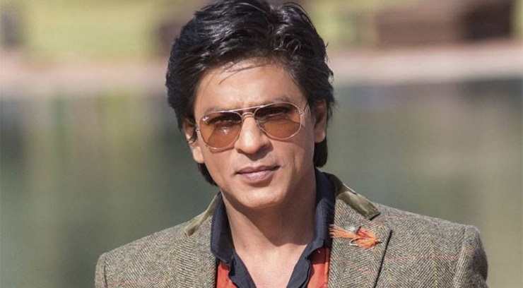 অল্পের জন্য বাঁচলেন বলিউড কিং