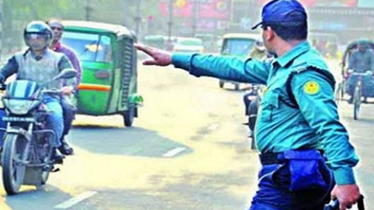 আগামীকাল থেকে ড্রাইভিং লাইসেন্স ছাড়া গাড়ি চালালে ৬ মাসের কারাদণ্ড