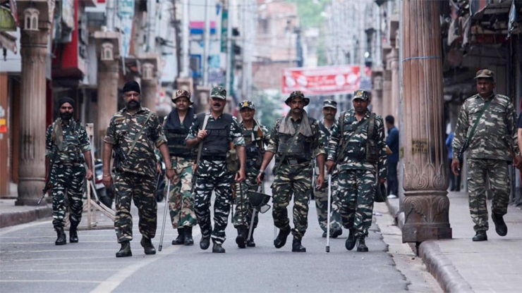 আলাদা হয়ে গেল জম্মু-কাশ্মীর ও লাদাখ
