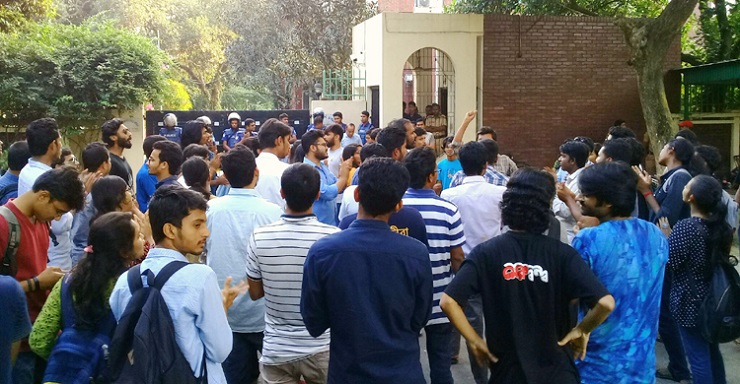 জাবি শিক্ষক সমিতির সম্পাদকসহ ৪ জনের পদত্যাগ