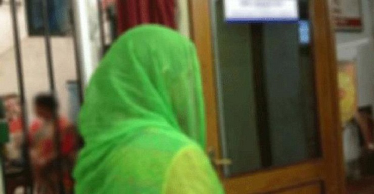 প্রেমিকের পুরুষাঙ্গে কামড় দিল প্রেমিকা, এরপর…