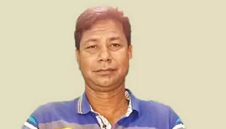 নবম শ্রেণির পরীক্ষা দিচ্ছেন কাউন্সিলর!