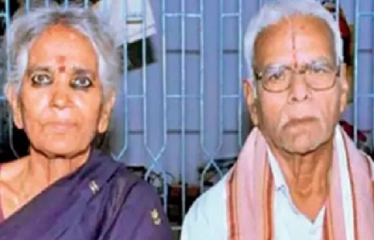 স্বামীর মূমুর্ষ অবস্থা দেখে ২০ দিন না খেয়ে স্ত্রীর সহমৃত্যু