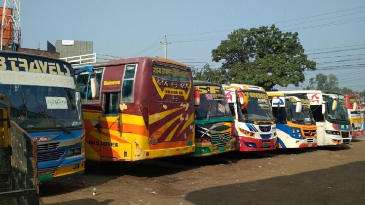১২ জেলায় বাস চলাচল বন্ধ