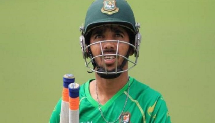 নিজেকে ‌‘অযোগ্য’ বললেন মুমিনুল