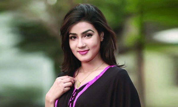 সিনেমা ছাড়ছেন, ব্যবসায় মন দিচ্ছেন মাহি!