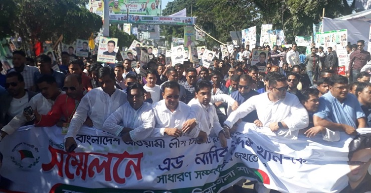 মিছিলে মিছিলে প্রকম্পিত সিলেট নগর