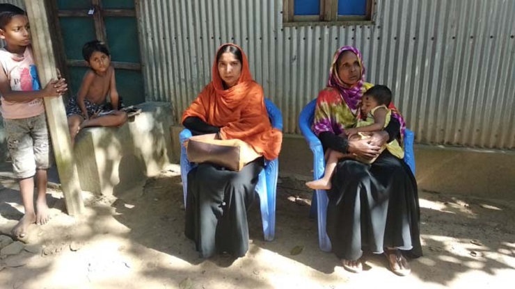 আখাউড়ায় স্বামীর বাড়িতে স্ত্রীর অনশন!