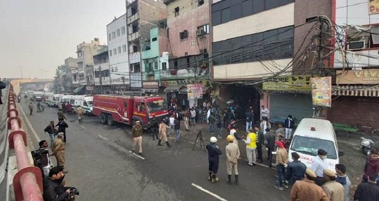 একটি কারখানায় আগুন, নিহত ৩৫