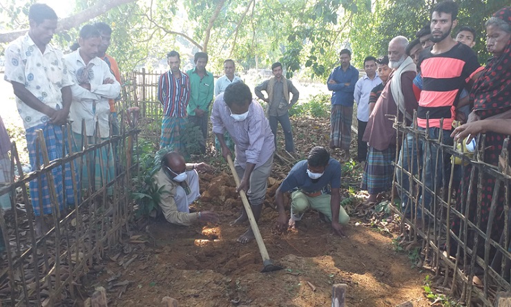 ৫ মাস পর কবর থেকে তরুণীর লাশ উত্তোলন