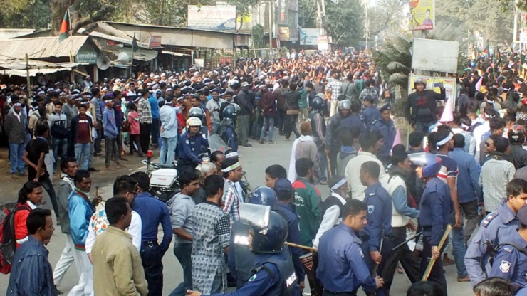 বিজয় দিবসেও আ’লীগের দুপক্ষের সংঘর্ষ