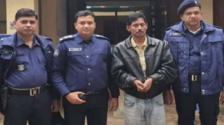 ছোট ভাইয়ের স্ত্রীকে ভাসুরের ধর্ষণ
