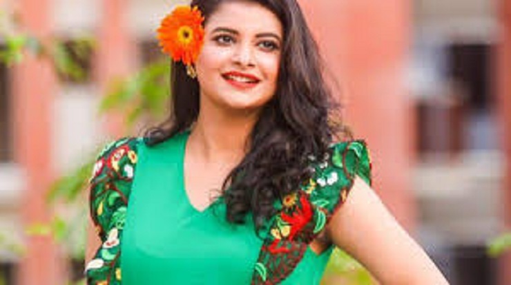 প্রথম ক্রাশ খেলেন’ শবনম ফারিয়া
