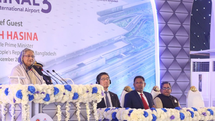 বিমানবন্দরে নিয়ম না মানা ভিআইপিদের সতর্ক করলেন প্রধানমন্ত্রী