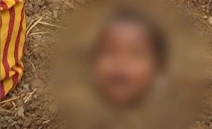 সূর্যগ্রহণের সময় পুঁতে রাখা হয়েছিল দশ শিশুকে 