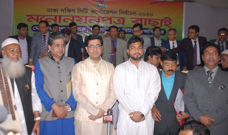 তাপসকে ‘বড় ভাই’ বললেন ইশরাক