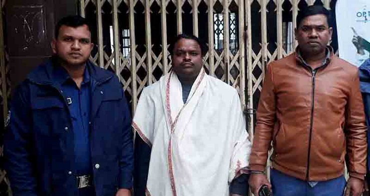 ৩ দিনের রিমান্ড শেষে কারাগারে শরিয়ত বয়াতি