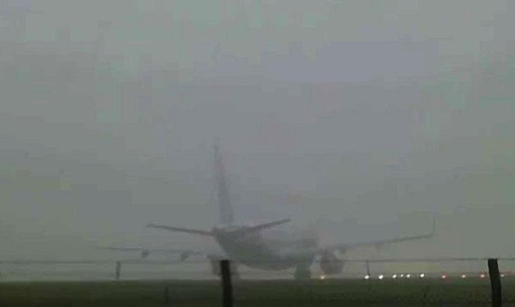 ঘন কুয়াশায় আজও শাহজালালে বিমান চলাচল বন্ধ