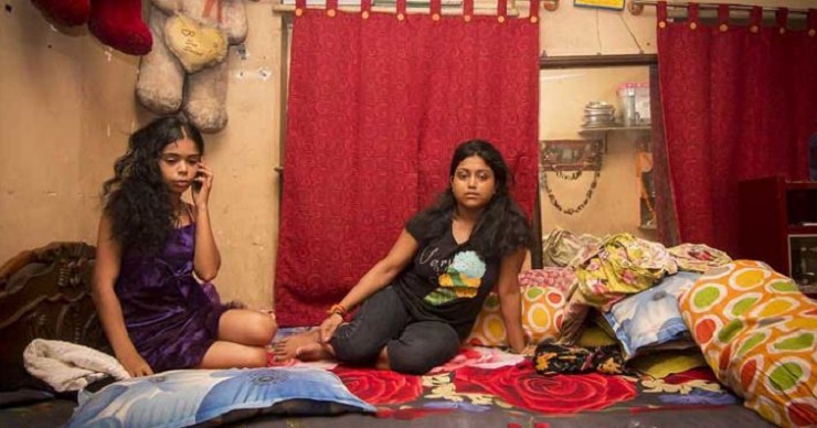 সাড়ে চার টাকার অভাবে অসুরক্ষিত বিউটি-সুইটিরা