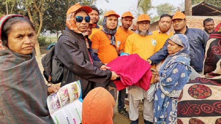 পাখি শিকারীকে ধরিয়ে দিলেই কম্বল পুরস্কার