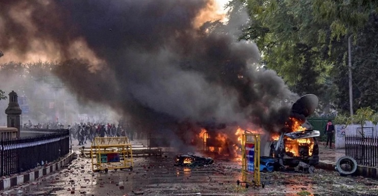দিল্লির দাঙ্গা: নর্দমায় মিলল আরও তিন মরদেহ