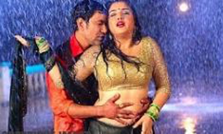 ফের আশিকি আওয়ারার ‘হট’ ভিডিও ভাইরাল 