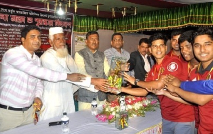 সীতাকুন্ডের শিবপুর অলিম্পিক ক্রিকেট টূর্ণামেন্টের ফাইনাল খেলা সম্পন্ন