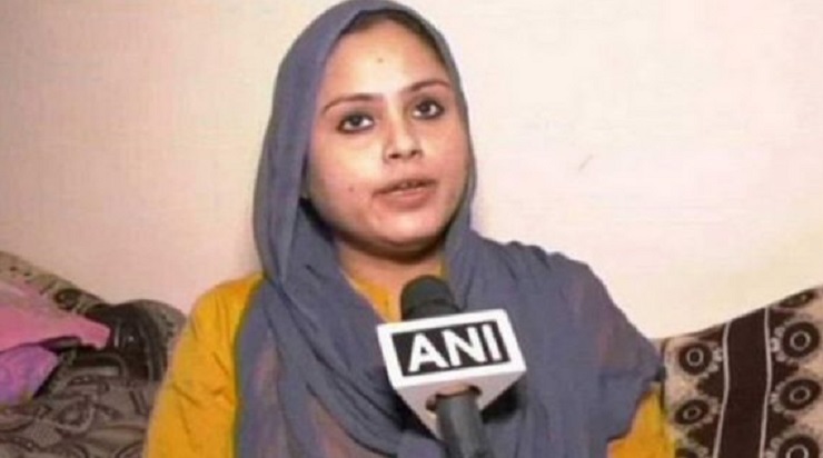 ৩ তালাক ফতোয়া: শ্বশুরের সাথে রাত কাটাতে বাধ্য হয় শাহবিনা