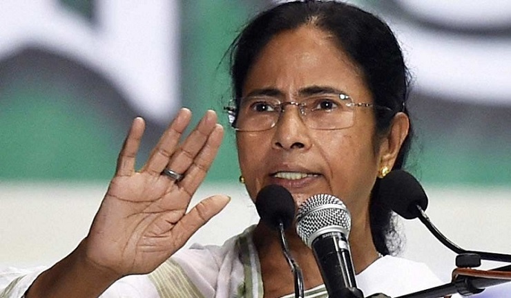 কোন বাংলাদেশিকে ফেরত পাঠাতে দেব না: মমতা