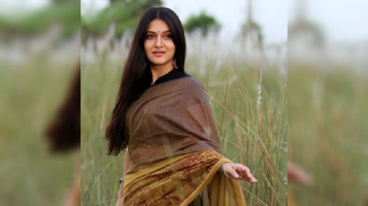 মেয়ের ভবিষ্যৎ নিয়ে মুখ খুললেন মিথিলা