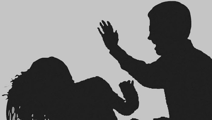 পুত্রবধূকে নির্যাতন করে কারাগারে শ্বশুর-শাশুড়ি