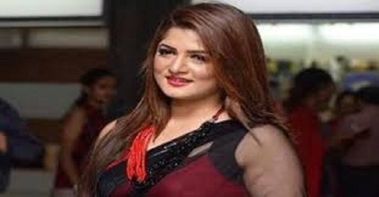 বাংলাদেশি ভিলেনের স্ত্রী হচ্ছেন শ্রাবন্তীর ছবি ফাঁস 