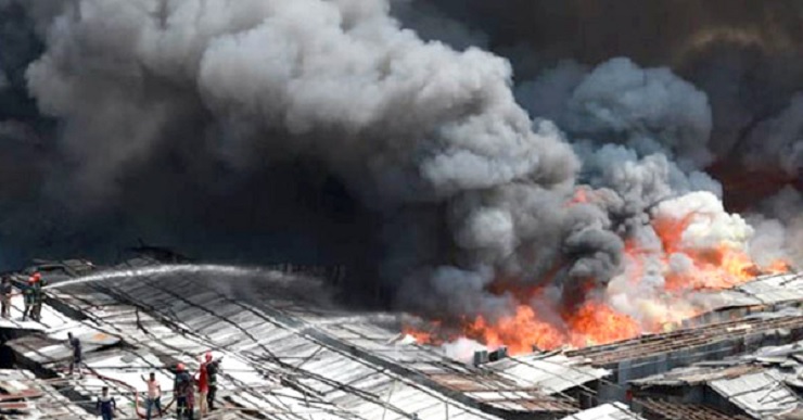 রূপনগর বস্তির আগুন নিয়ন্ত্রণে