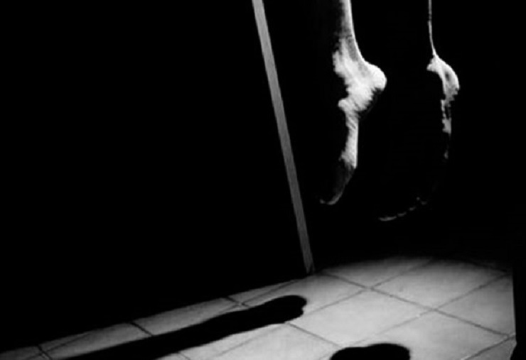 মায়ের সঙ্গে অভিমান করে যুবকের আত্মহত্যা