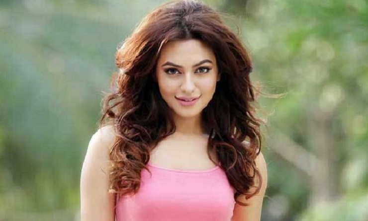 বলিউডে ডাক পেয়েছেন নুসরাত ফারিয়া!