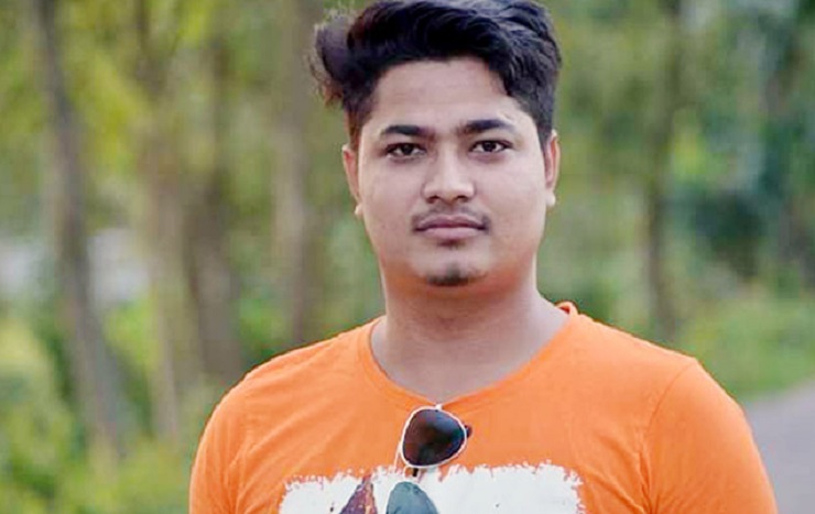 চুরির মোটরসাইকেল মিলল মাগুরা জেলা ছাত্রলীগ নেতার কাছে
