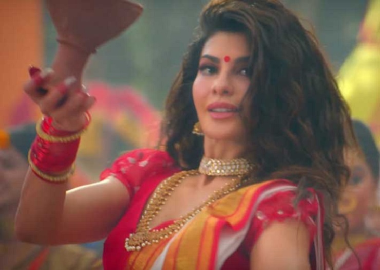 এবার আইনি মামলায় ‘বড়লোকের বেটি লো’ গান