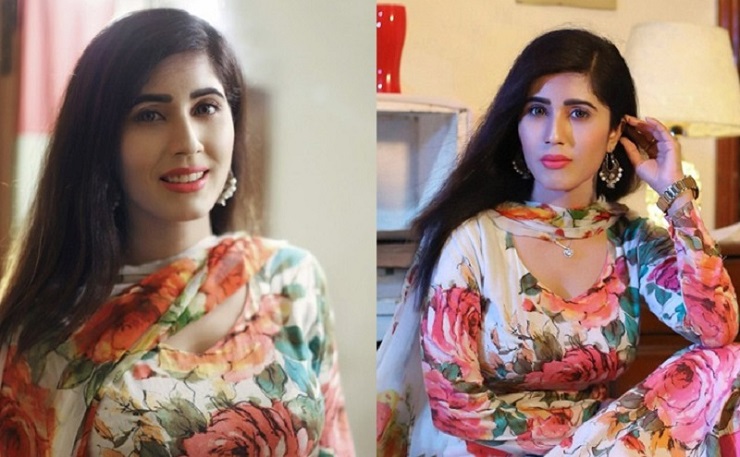 স্কুটিতে চেপে রাস্তার কুকুরদের খাবার বিলাচ্ছেন নায়লা