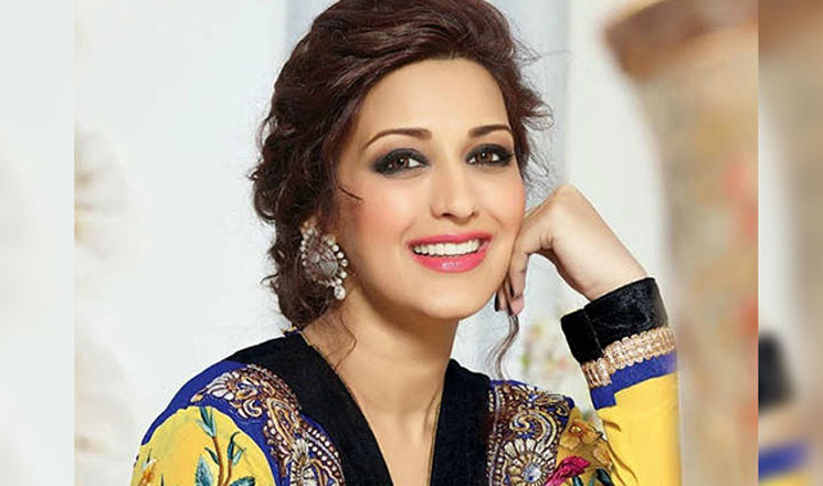 করোনার বিরুদ্ধে রোগ প্রতিরোধ ক্ষমতা বাড়ানোর টিপস দিলেন ক্যানসার-জয়ী অভিনেত্রী