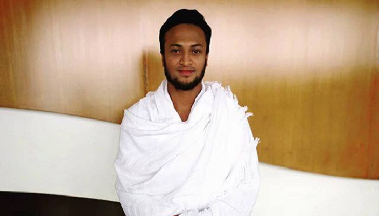 আল্লাহর কাছে ক্ষমা চাই: সাকিব