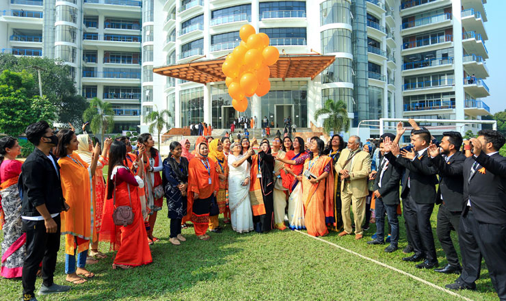 ড্যাফোডিলে ‘নারীর প্রতি সহিংসতা নির্মূল’ শীর্ষক সেমিনার 