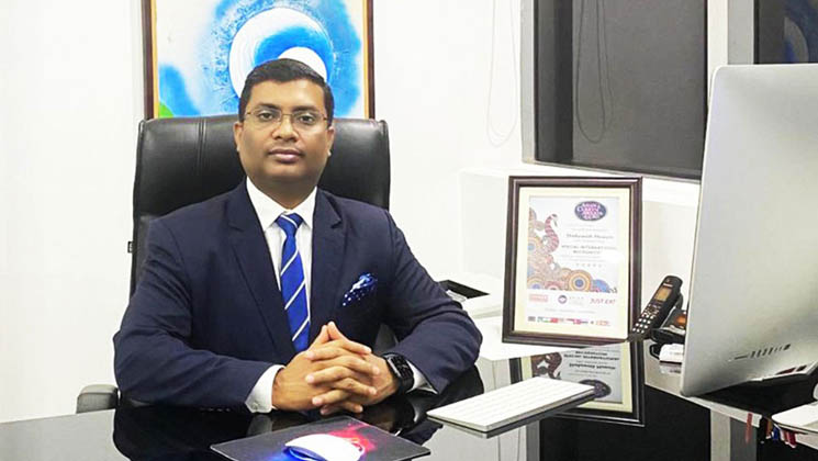 এশিয়ান কারি অ্যাওয়ার্ডে ভূষিত শাখাওয়াত হোসেন