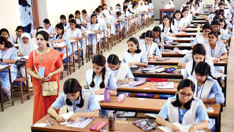 এইচএসসি ও সমমান পরীক্ষা শুরু 