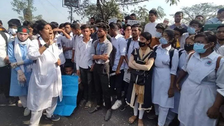 রামপুরায় আবারও শিক্ষার্থীদের অবস্থান