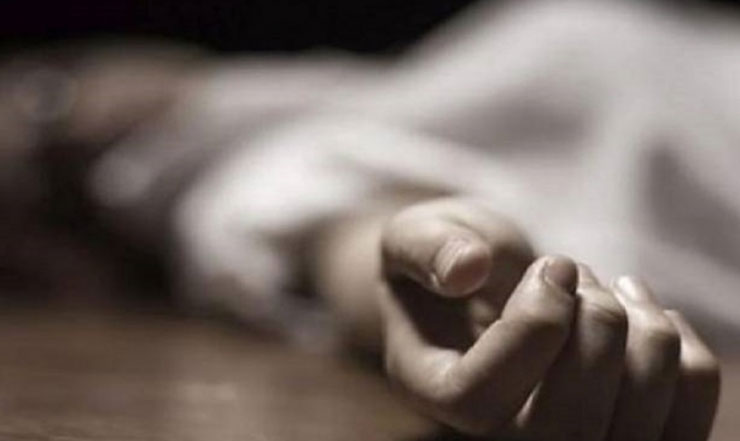 মায়ের থাপ্পড়ে অভিমান, ফাঁস দিলো পঞ্চম শ্রেণির ছাত্রী