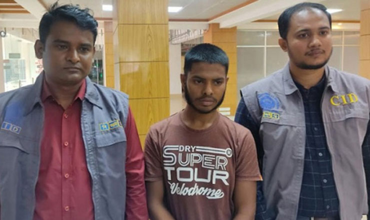 ‘বিয়ের চাপে’ অতিষ্ঠ হয়ে প্রবাসীর কিশোরী স্ত্রীকে হত্যা করেন গৃহশিক্ষক