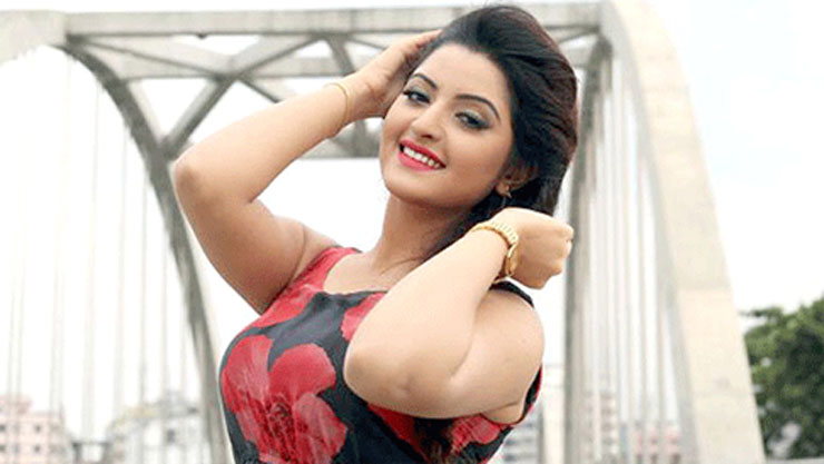 প্রেম আমার অক্সিজেন: পরীমনি