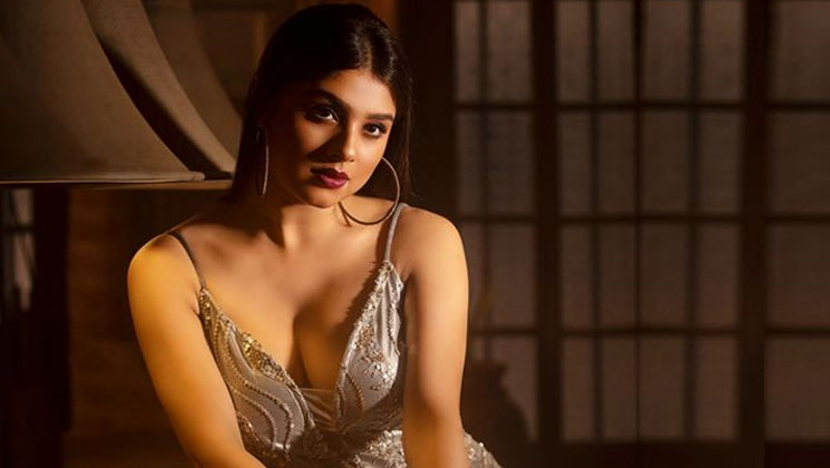 প্যাক আপ হতেই এক ছুটে সৃজিতদার সেটে অদ্রিজা